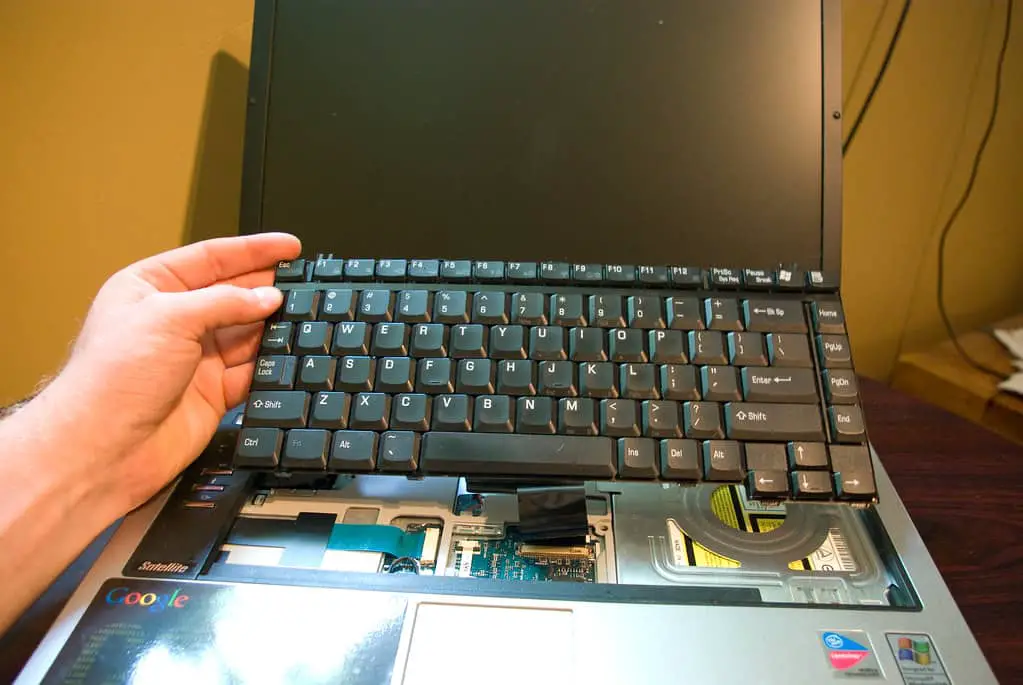How to Replace a Laptop Keyboard