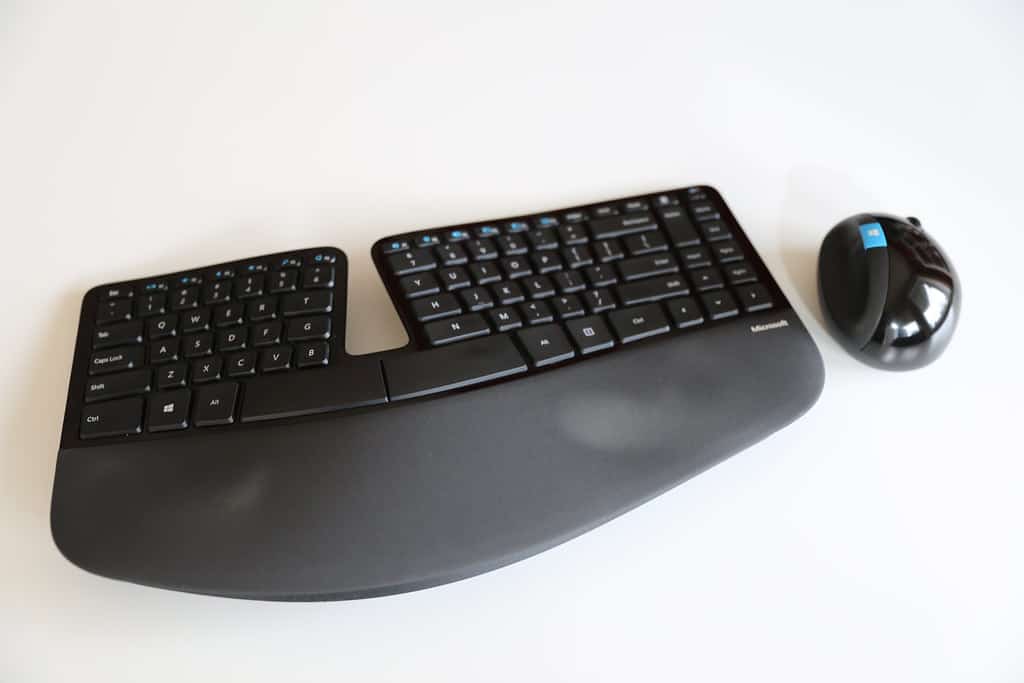 Microsoft Sculpt Comfort Keyboard Why Businesses Use Them November 30 2022 Keyboard Kings 1120