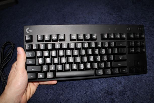 Logitech G Pro Keyboard Design and Build Quality