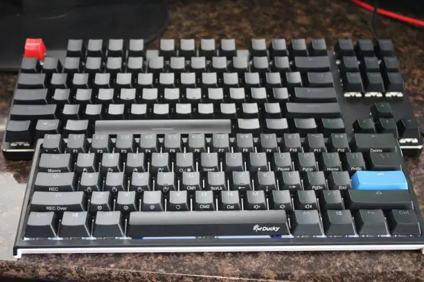 Ducky One 2 Mini Mechanical Keyboard vs GMMK side by side comparison