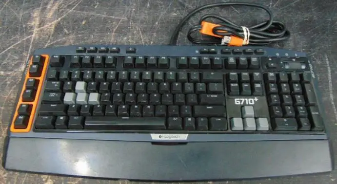 Logitech G710+