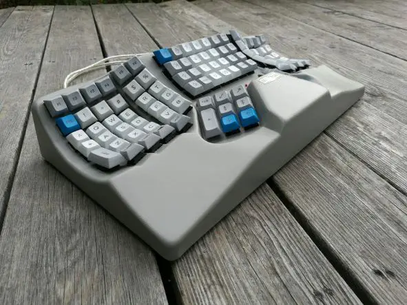 concave design keyboard